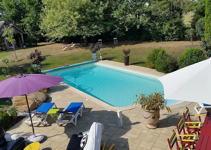 D'hotes La Breachere Bed & Breakfast